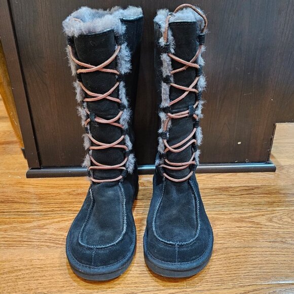 Women's Ugg Whitley Lace-Up Boots Black Size 8 Gray Shearling Style 5230 - Picture 1 of 8